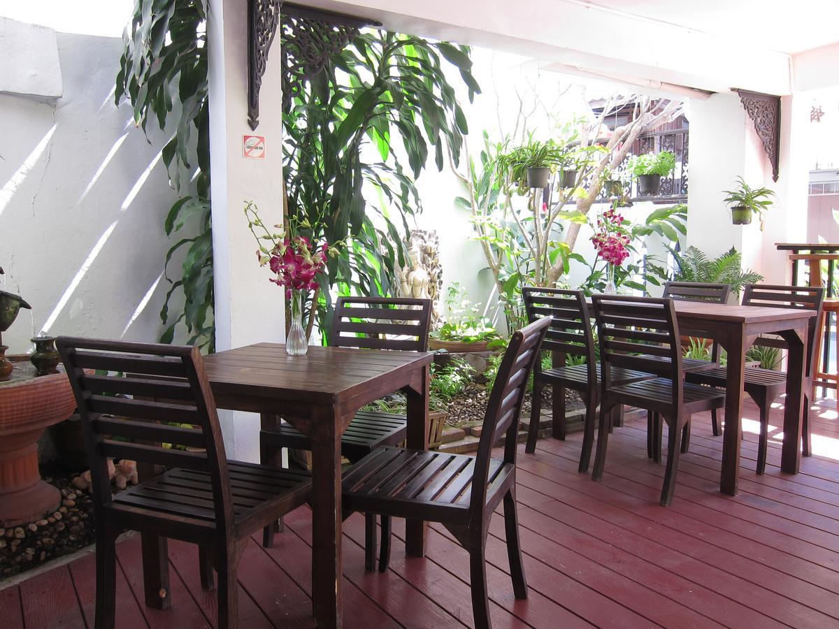 V Lodge Chiang Mai Exterior foto